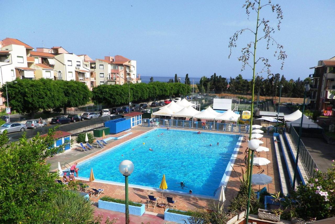 Pietre Nere Giardini Naxos Exterior foto