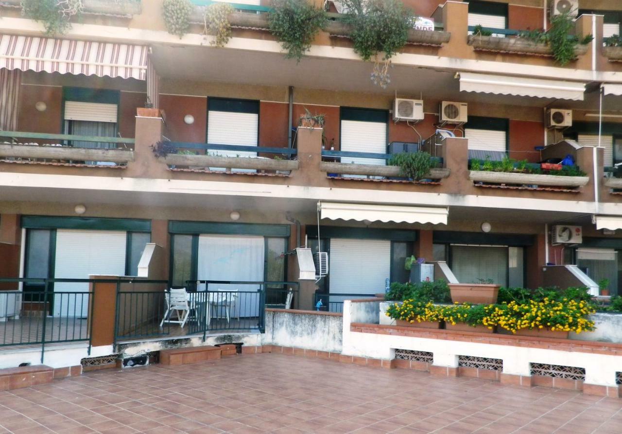 Pietre Nere Giardini Naxos Exterior foto